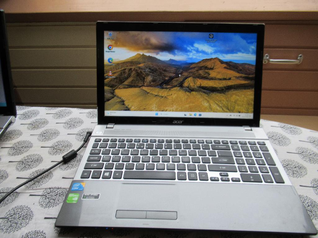 acer aspire v3 571  i7, Gebruikt, 2 tot 3 Ghz, 8 GB, Ophalen of Verzenden