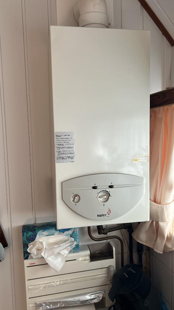 Douche geisers, Doe-het-zelf en Verbouw, Geisers en Boilers, Ophalen, Gebruikt, Aardgas, Boiler