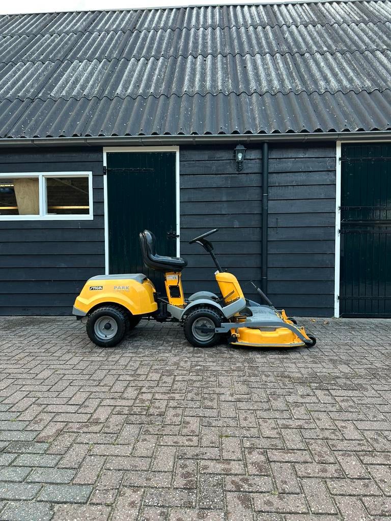 Stiga Park Compact 16pk 4WD | Hydrostaat | Maaidek 105cm, Tuin en Terras, Ophalen, Gebruikt, Stiga, Mulchfunctie