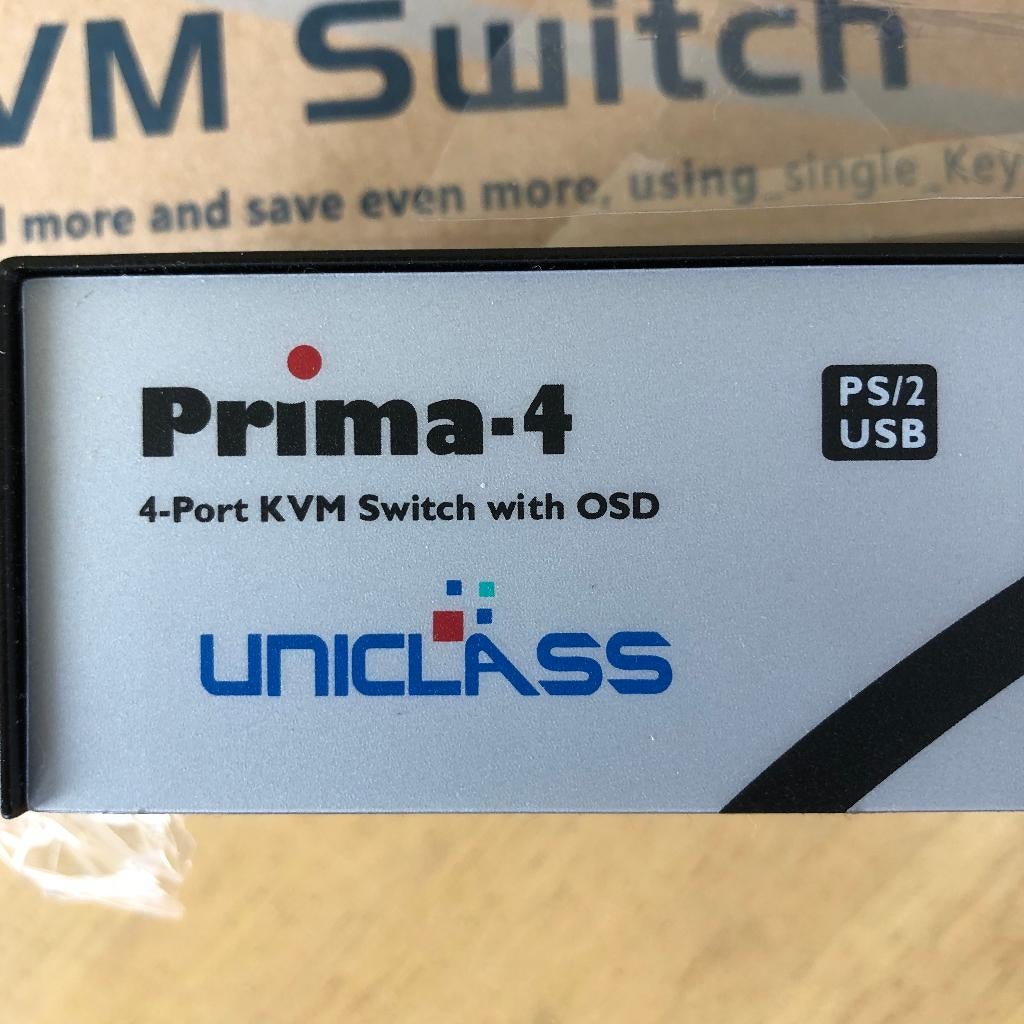 KVM switch 4 poorten control prima-4 uniclass enterprice, Ophalen of Verzenden, Nieuw, Router, Uniclass