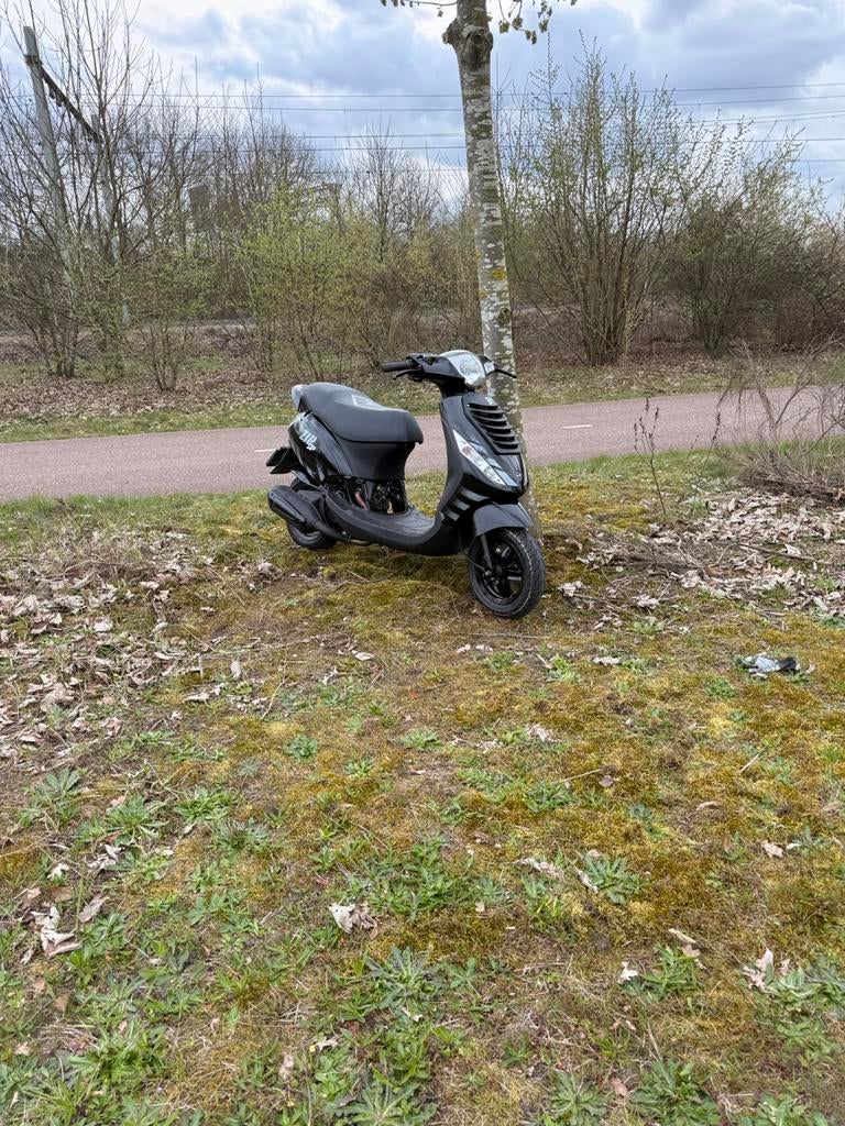 Zip 2t 125cc a1, Ophalen, Zo goed als nieuw, Tweetakt, Overige modellen