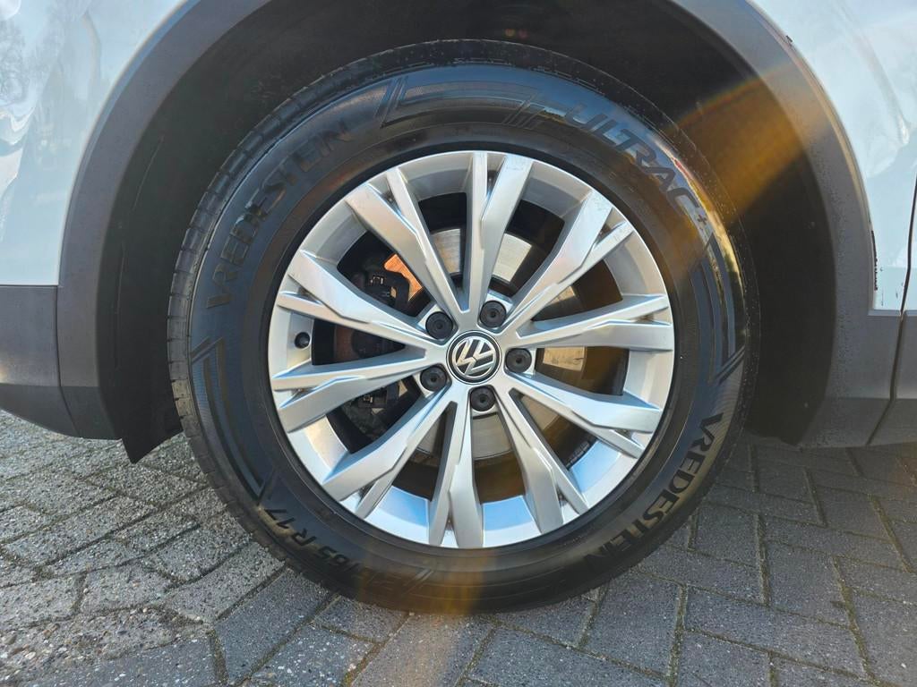 Volkswagen Tiguan 1.4 TSI ACT Comfortline |automaat|trekhaak, Stof, 4 cilinders, 150 pk, Wit