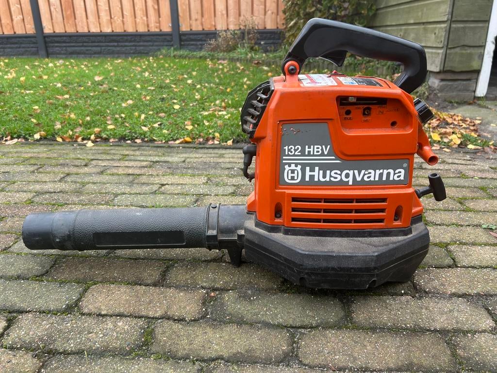 Husqvarna 132 HBV benzine bladblazer, Tuin en Terras, Bladblazers, Ophalen