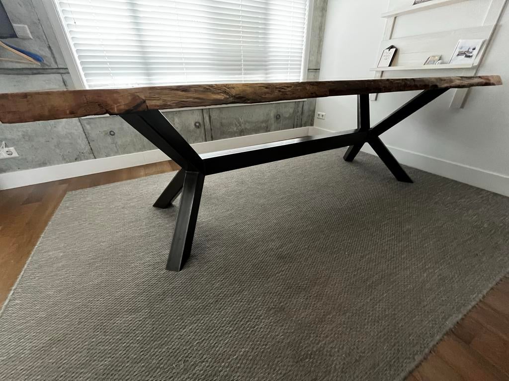 Boomstamtafel met uniek onderstel, Huis en Inrichting, Tafels | Eettafels, Ophalen, 100 tot 150 cm, 200 cm of meer, Zo goed als nieuw