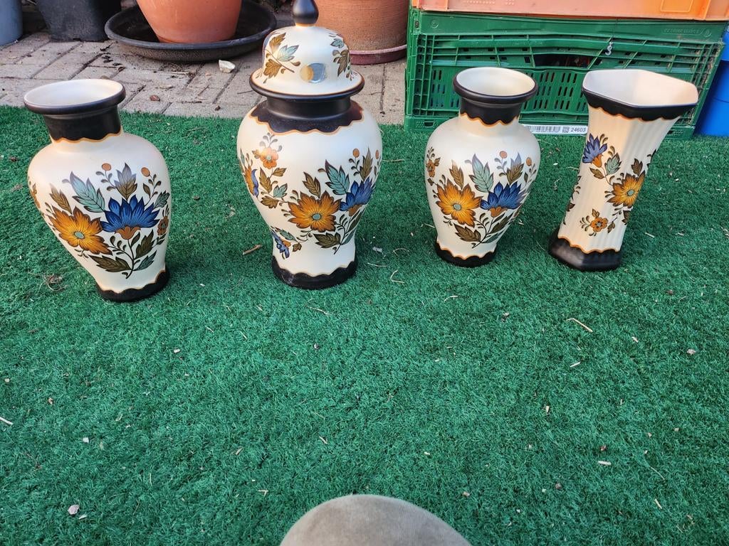 Flora Gouda Plateel Holland Handwerk Vazen Set, Antiek en Kunst, Ophalen of Verzenden