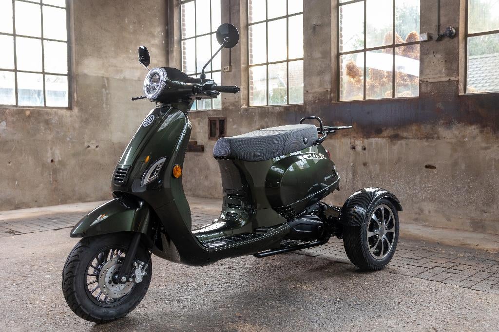Driewielscooter benzine |  rijbewijsvrij  | Ripco. Retro, Overige merken, Nieuw, Ophalen of Verzenden, 16 km/u of meer
