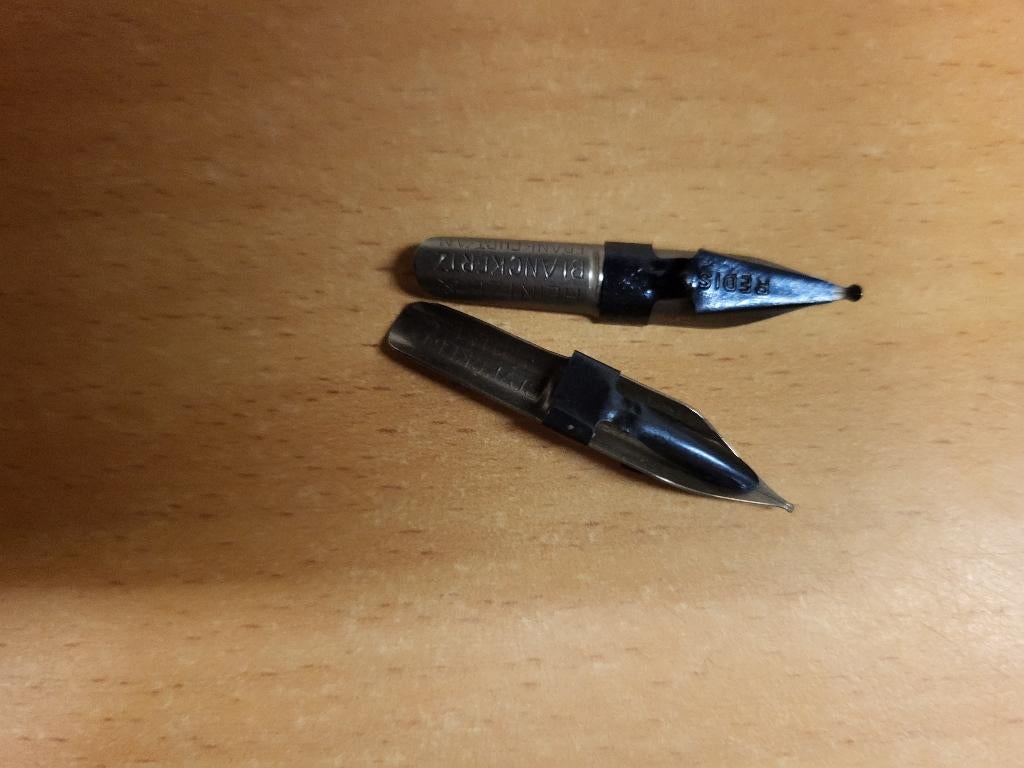 2 x vulpen penpunten.        Redis.            Redis., Ophalen of Verzenden, Nieuw