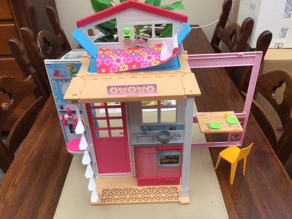 Barbie poppenhuis(zgan)(compleet), Ophalen, Zo goed als nieuw, Poppenhuis