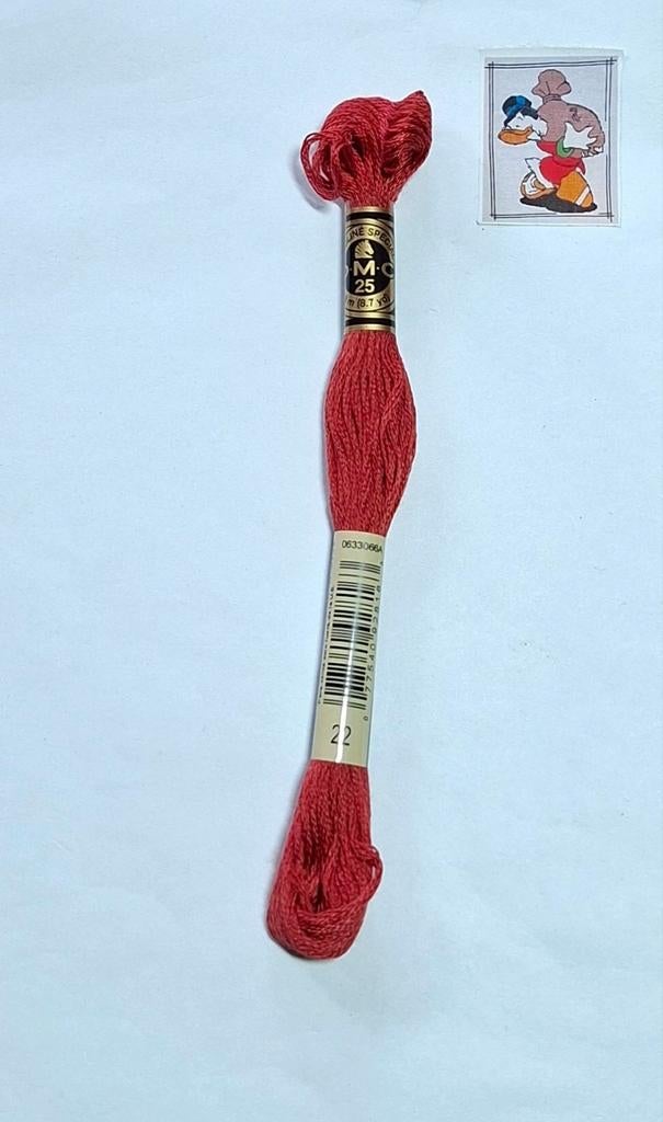 DMC mouline, rood 22, Mulhouse, France, Ophalen of Verzenden, Borduurgaren of Zijde, DMC