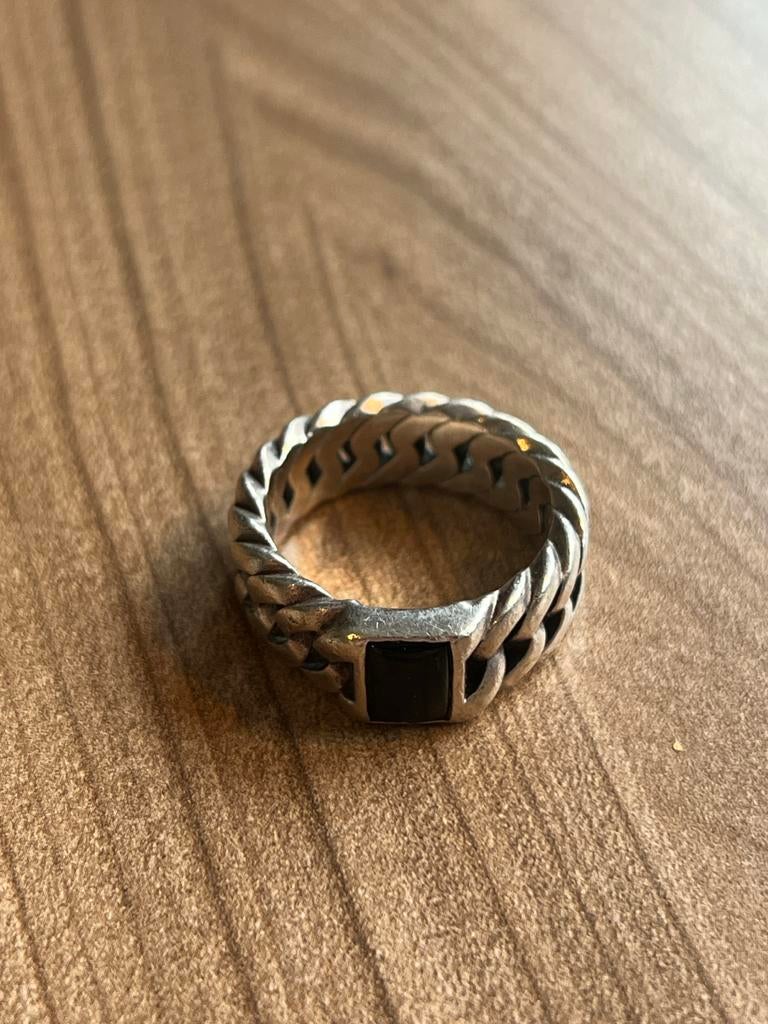 Buddha to Buddha 19 zwarte onyx zegelring, Gebruikt, 19 tot 20, Ophalen of Verzenden, Dame of Heer