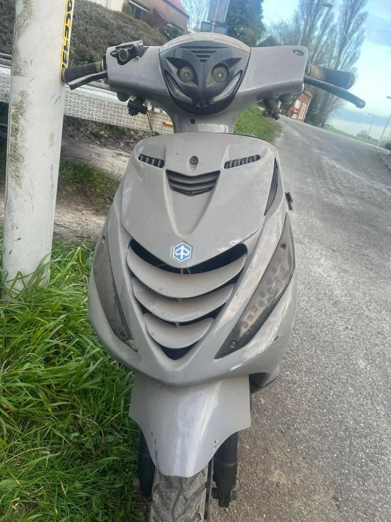 Zip 125cc 4takt, Ophalen, Zo goed als nieuw, Benzine, Zip