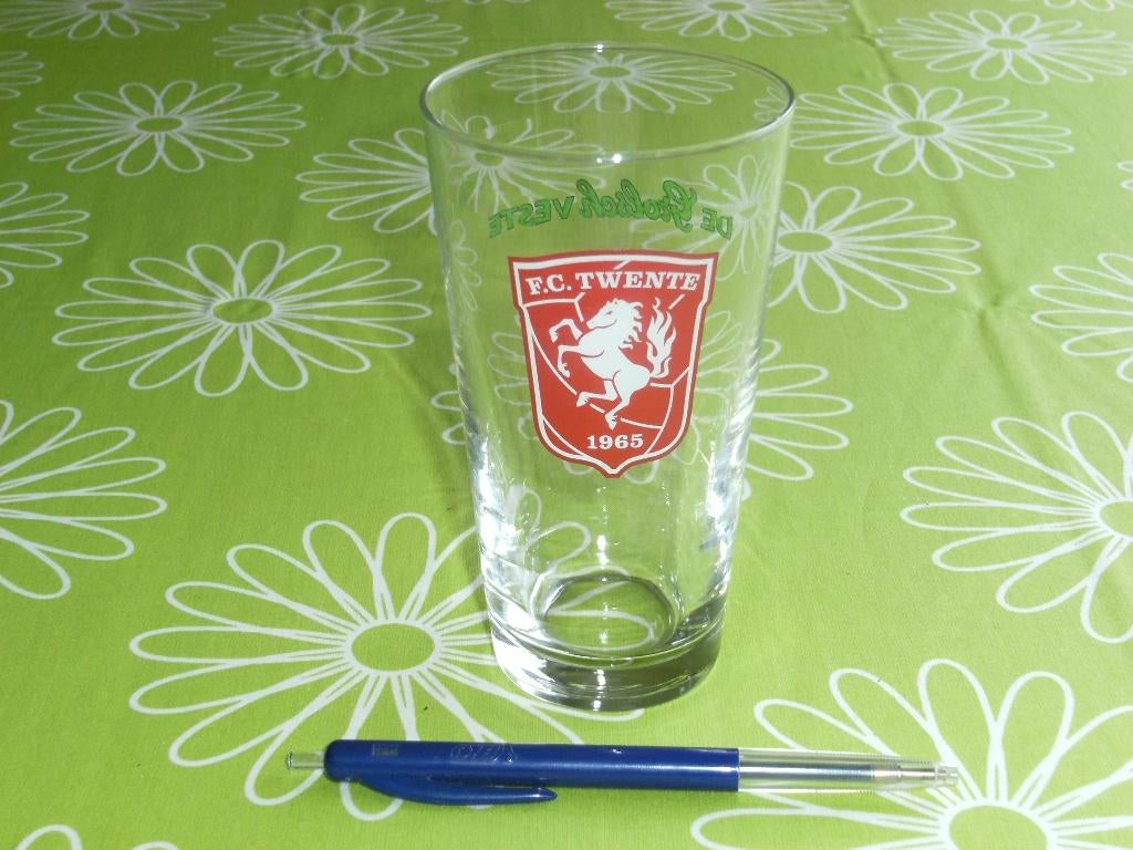 De Grolsch Veste / FC Twente glas, Verzamelen, Ophalen of Verzenden, Zo goed als nieuw, F.C. Twente, Overige typen