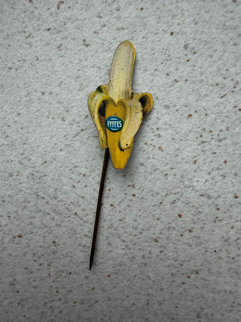 Fyffes banaan speldje, Verzamelen, Speldjes, Pins en Buttons, Ophalen of Verzenden, Gebruikt, Merk, Speldje of Pin