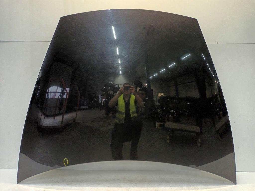 Motorkap Porsche Cayenne, Onderdelen@venauto.nl, Van der Ven Autorecycling B.V., Gebruikt, Ettenseweg 76, 4706 PB Roosendaal, The Netherlands