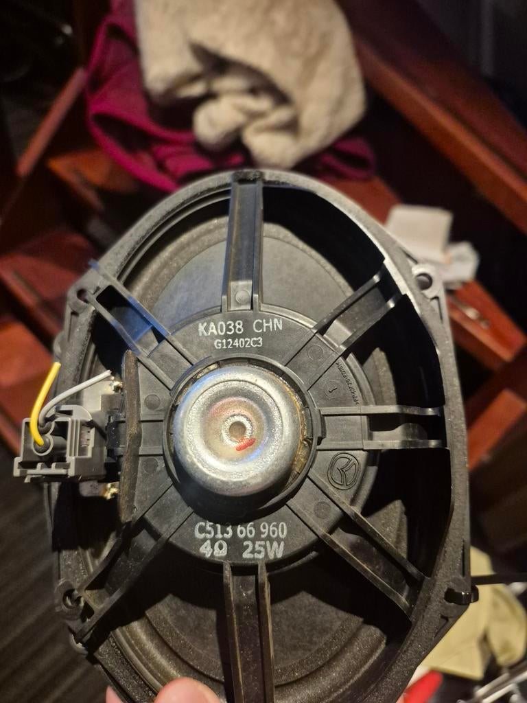 Autospeaker 4 Ohm 25W, Auto diversen, Autospeakers, Ophalen of Verzenden