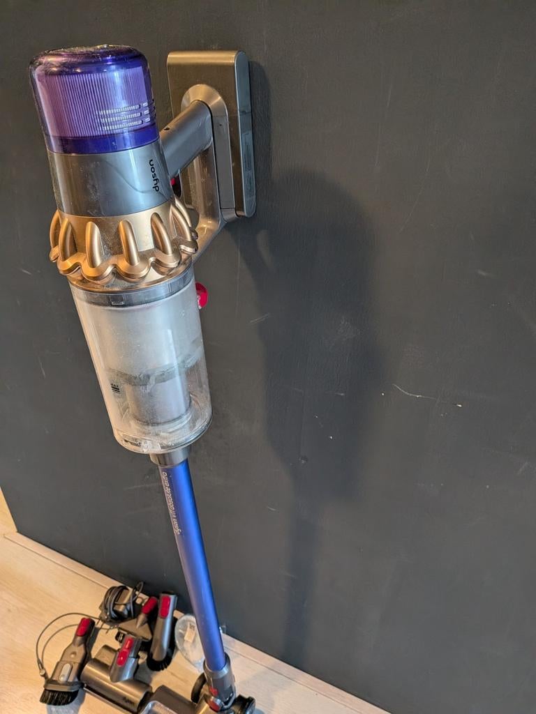 Dyson V11 Absolute Extra, Witgoed en Apparatuur, Ophalen, Gebruikt, Reservoir, Stofzuiger
