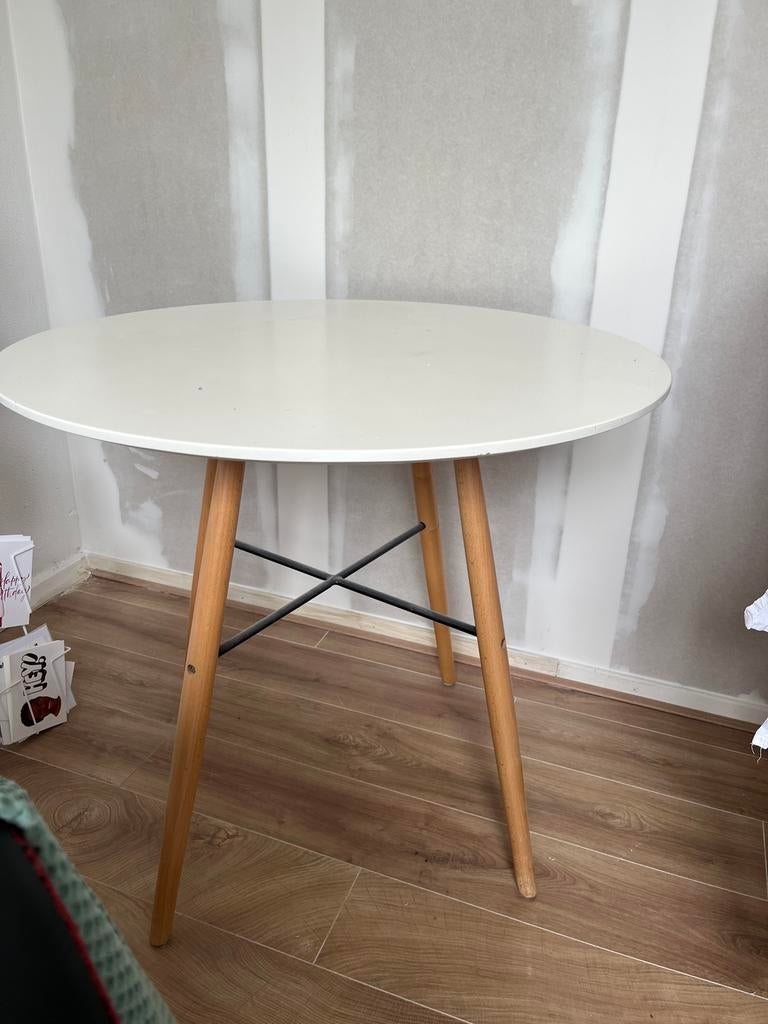 Gratis Ronde eettafel ophalen, Ophalen, Gebruikt, Rond, Drie personen