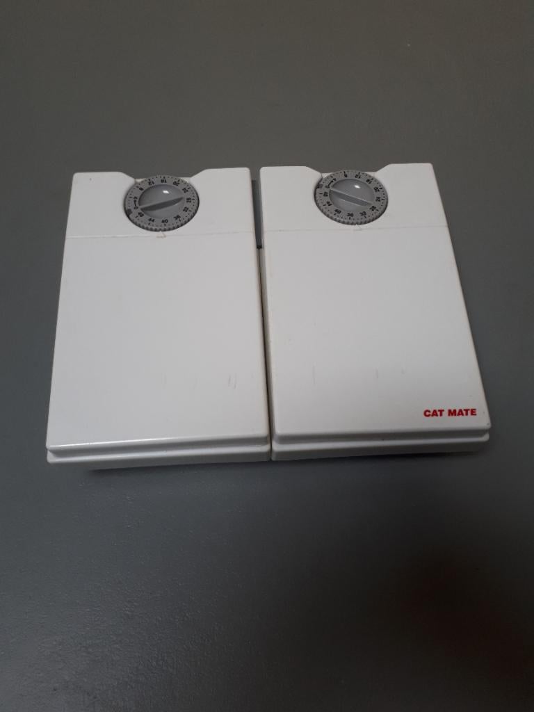 Voerautomaat voor katten, Ophalen, Automatisch, Zo goed als nieuw