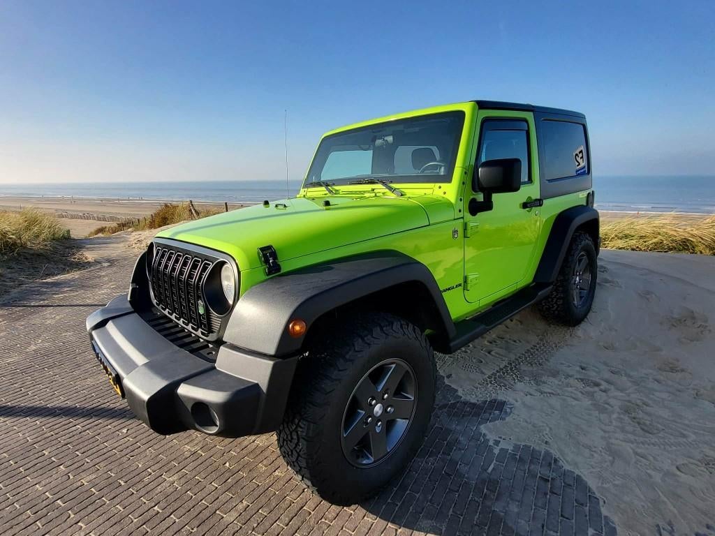 Jeep Wrangler 2.8 CRD MOUNTAIN  LIMITED EDITION, Auto's, Automaat, Euro 5, 4 cilinders, 4 stoelen