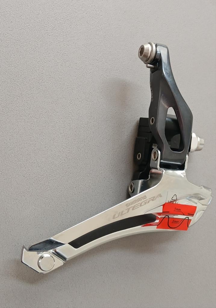 Shimano - Ultegra voor - en achterderailleur 6800. Nieuw., Fietsen en Brommers, Fietsonderdelen, Racefiets, Nieuw, Ophalen of Verzenden