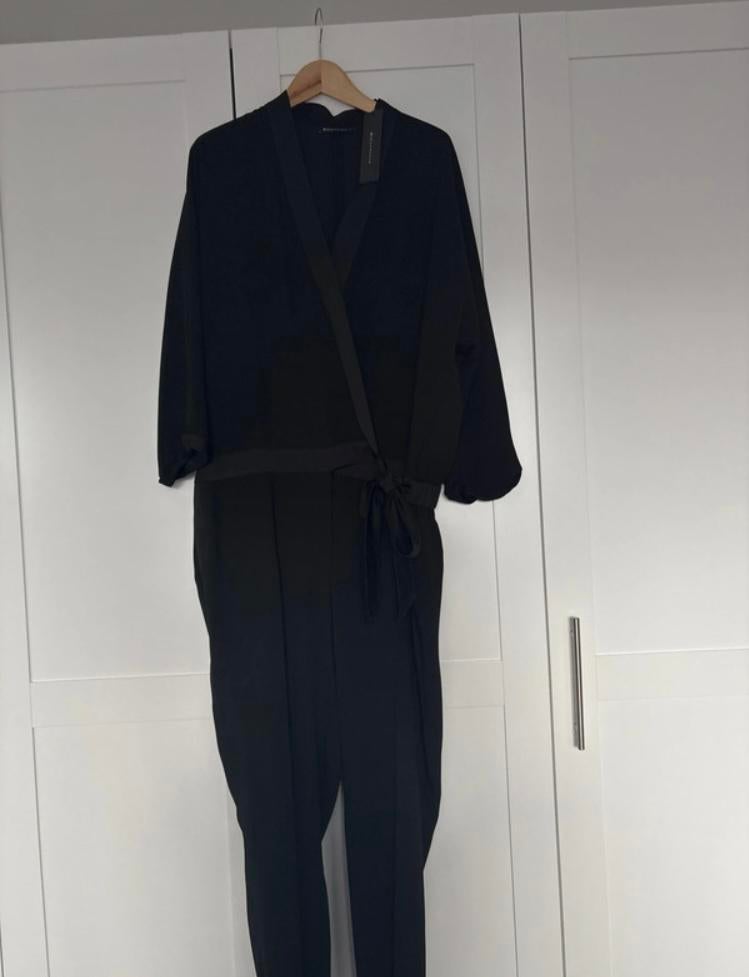 Nieuw! Jumpsuit van Espresso (46), Kleding | Dames, Jumpsuits, Ophalen of Verzenden, Nieuw, Maat 46/48 (XL) of groter, Zwart