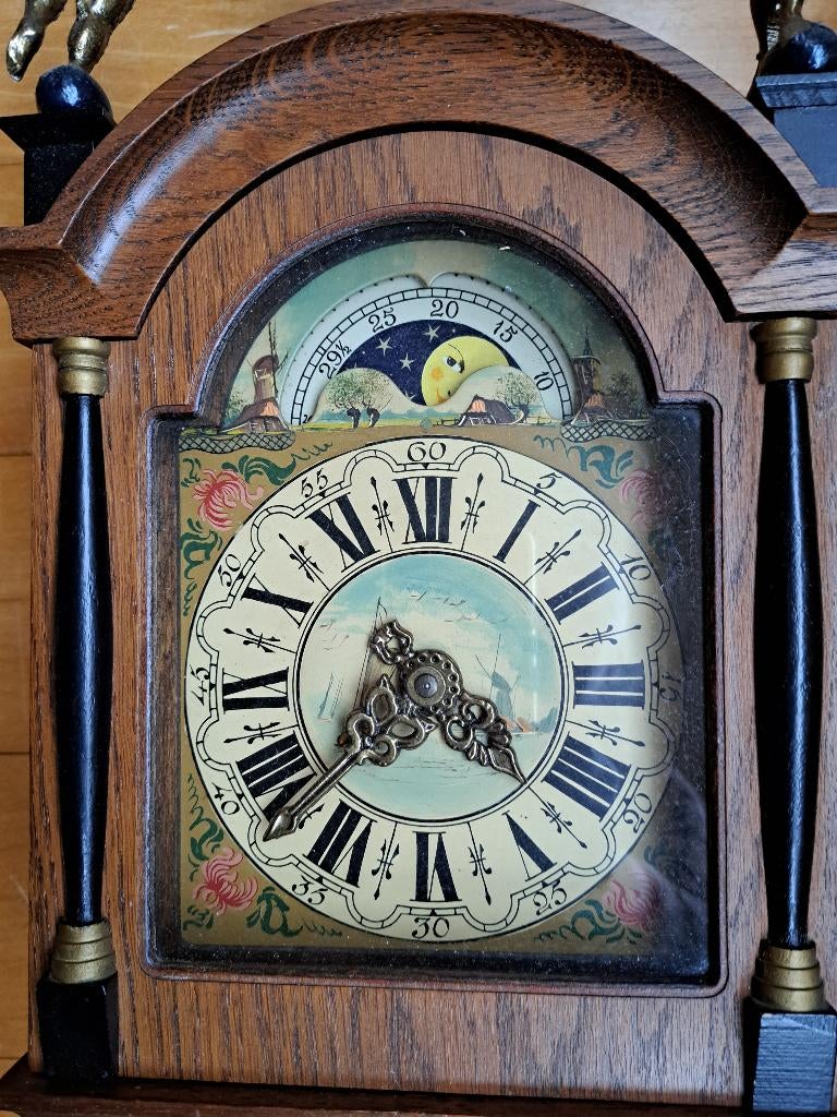 Friese staartklok, Ophalen