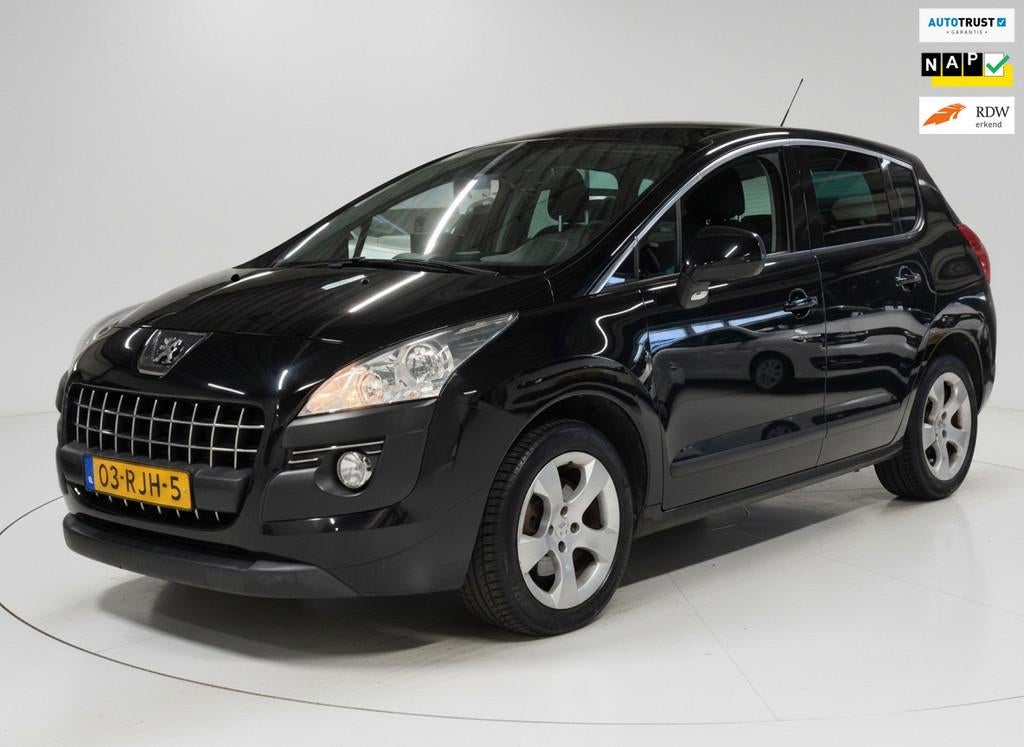 Peugeot 3008 1.6 Turbo 156PK Pano|Navi|Trekhaak!, Voorwielaandrijving, Stof, Gebruikt, Zwart