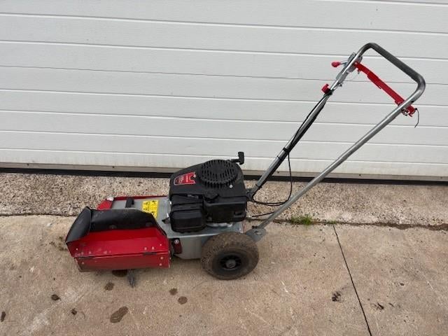 Westermann WKB330 Onkruidborstel, Ophalen