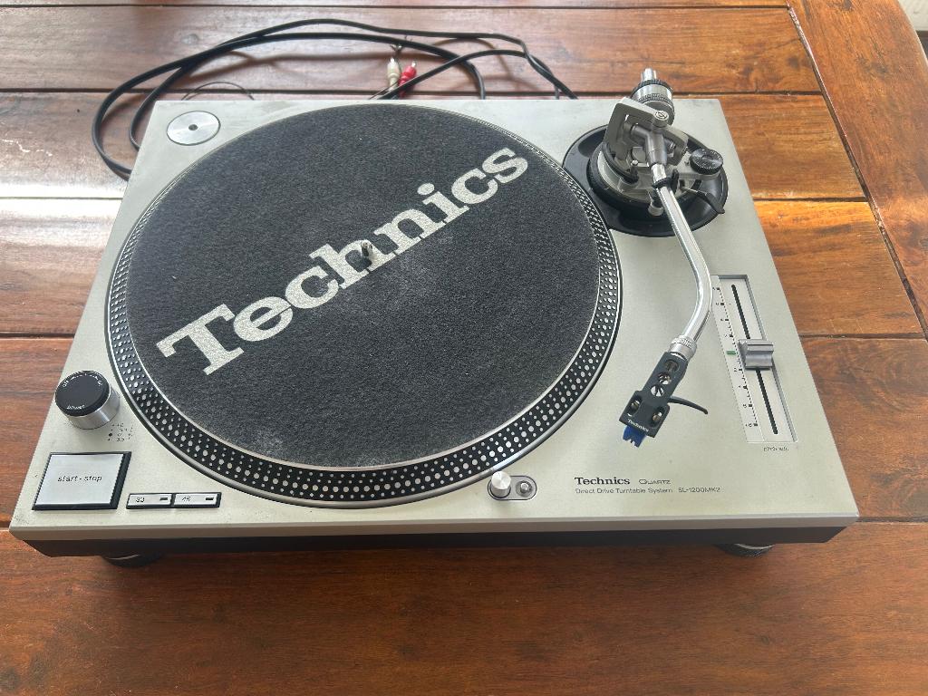 Technics SL1200 MK2, Ophalen, Gebruikt, Pitch-regelaar, Platenspeler