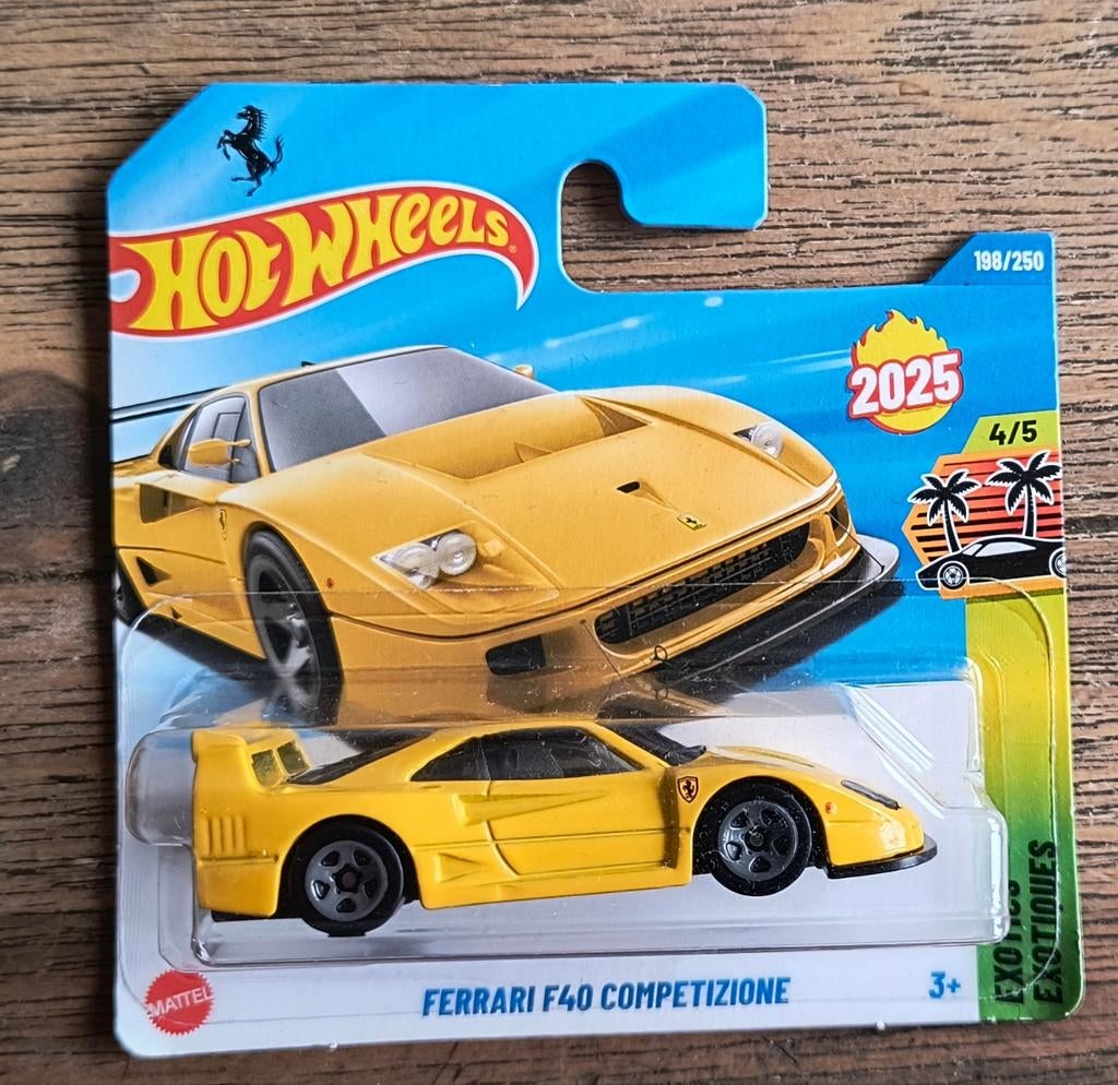 Hot Wheels Ferrari F40 Competizione Geel 2025 Exotiques, Overige merken, 1:50 of kleiner, Auto, Nieuw