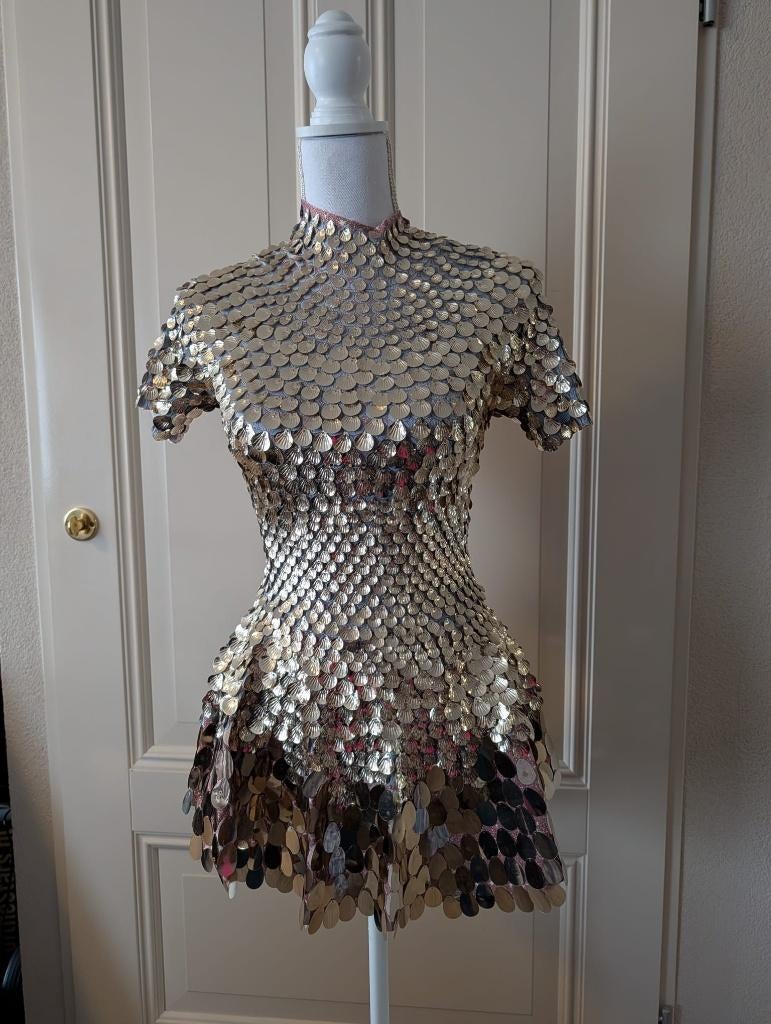 Showgirl, goud pailletten mini jurk, turnjurkje mt 152, Ophalen of Verzenden, Nieuw, Meisje, Jurk of Rok