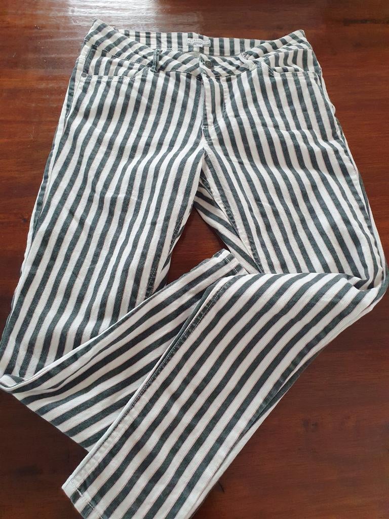 Gestreepte broek van CL Essentials. Maat 38, Kleding | Dames, Zo goed als nieuw, Ophalen, Maat 38/40 (M), Grijs