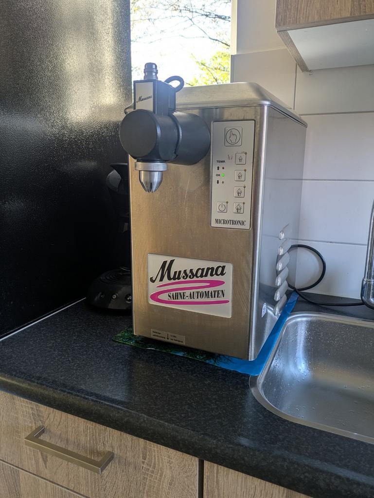 Mussana Pony 2 Liter slagroommachine, Ophalen, Gebruikt, Koelen en Vriezen