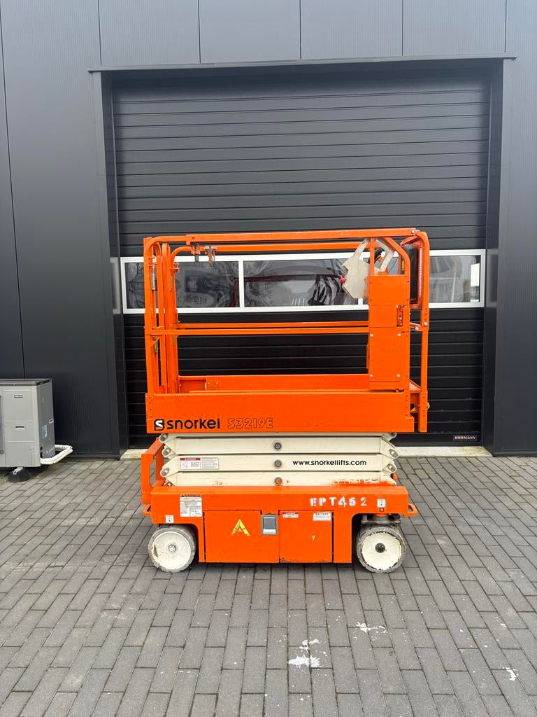 Schaarhoogwerker te huur 7,8 meter werkhoogte, Ophalen