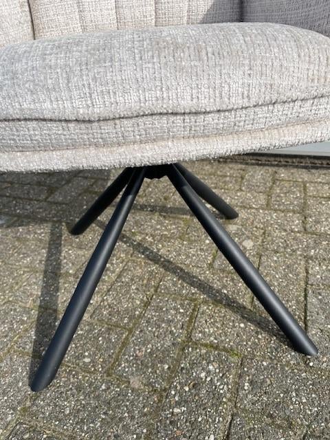 Eetstoel 180 autoreturn beige + zwart metaal poot modern, Eetstoel MONACO combineert Scandinavische stijl, modern comfort, Overige kleuren