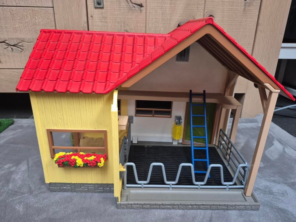 Schleich boerderij zeer compleet, Ophalen, Zo goed als nieuw, Jongen of Meisje