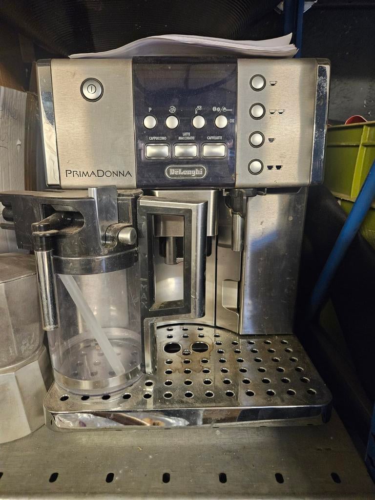 De'Longhi PrimaDonna espressomachine, Witgoed en Apparatuur, Koffiezetapparaten, Gebruikt, Espresso apparaat, 4 tot 10 kopjes