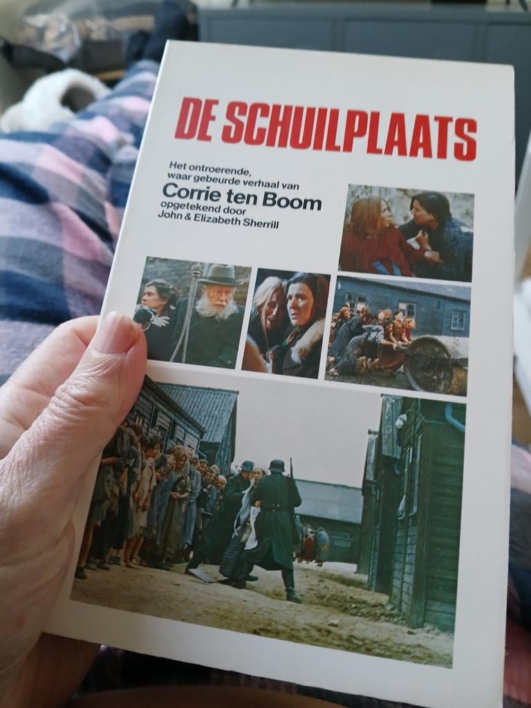 De Schuilplaats - Corrie ten Boom (Gelezen), Boeken, Ophalen of Verzenden, 20e eeuw of later, Gelezen, Corrie ten Boom
