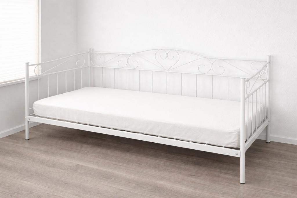 Metalen 1 persoons bed, Ophalen, Gebruikt, 90 cm, Eenpersoons
