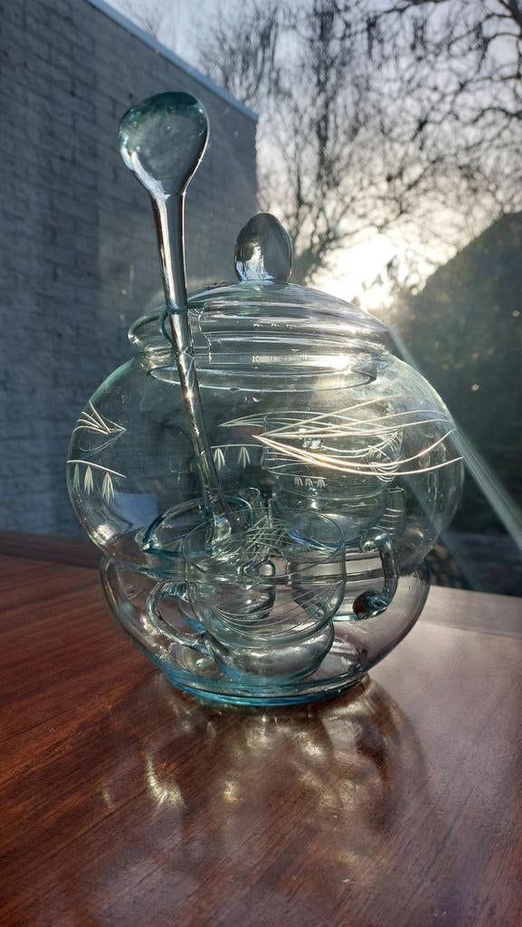 Antieke glazen bowl set, gegraveerd Czechoslovakia, Ophalen