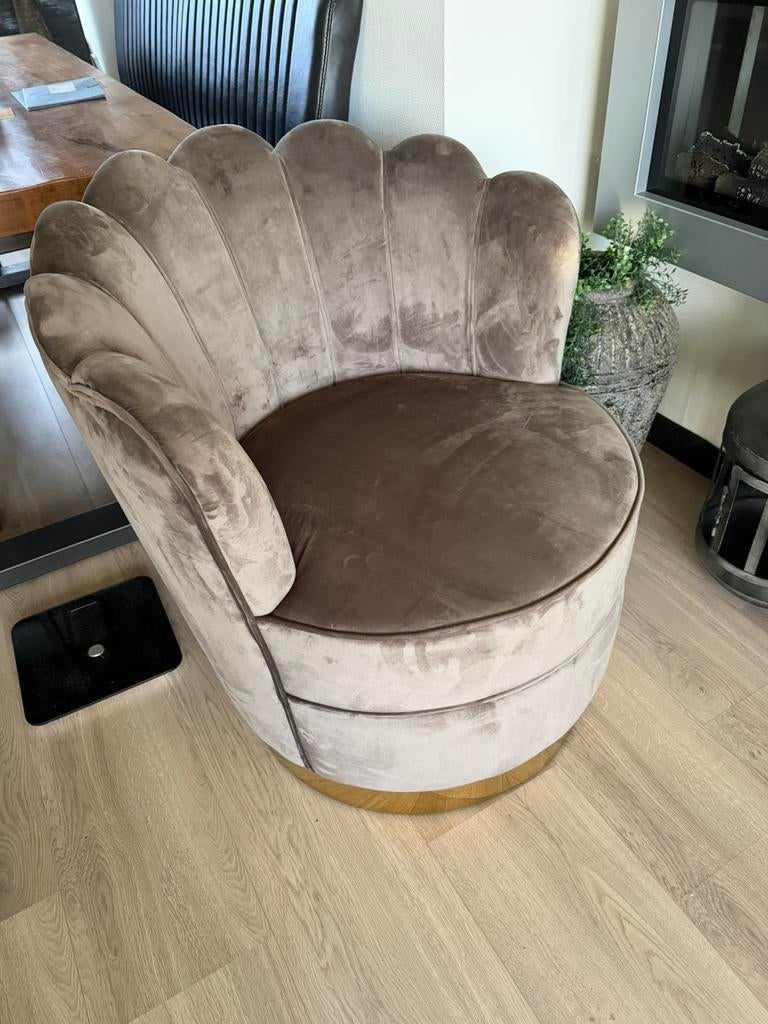 Leuke fauteuil taupe velvet, Huis en Inrichting, Fauteuils, Ophalen, Zo goed als nieuw, 75 tot 100 cm, 50 tot 75 cm