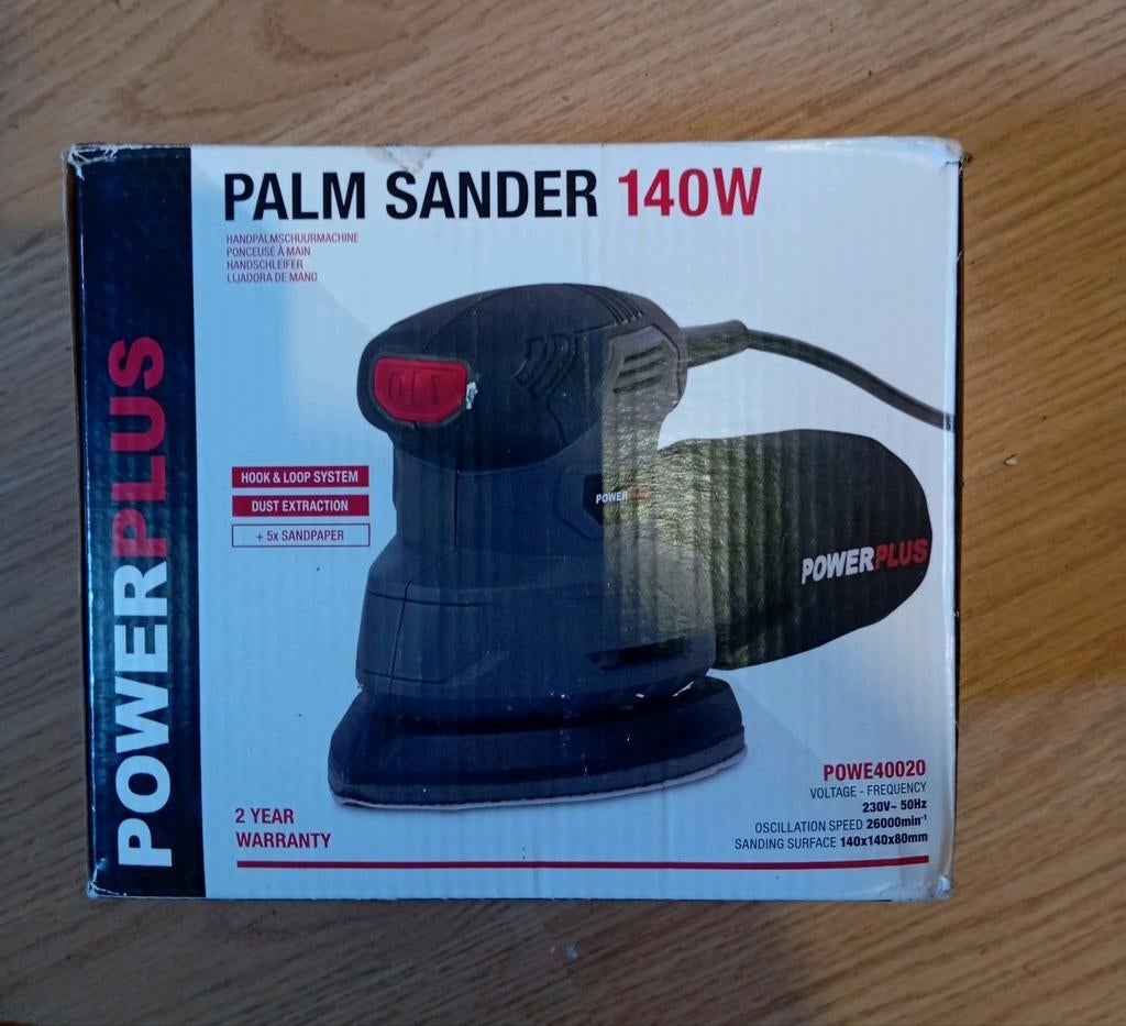 Nieuwe Powerplus Palm Schuurmachine 140W met schuurpapier, Ophalen of Verzenden, Nieuw, Minder dan 600 watt, Overige typen