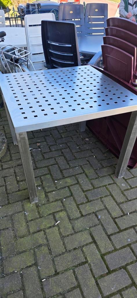Roestvrijstalen tuintafel - Modern en duurzaam, Tuin en Terras, Ophalen, Gebruikt, Rechthoekig, Rvs