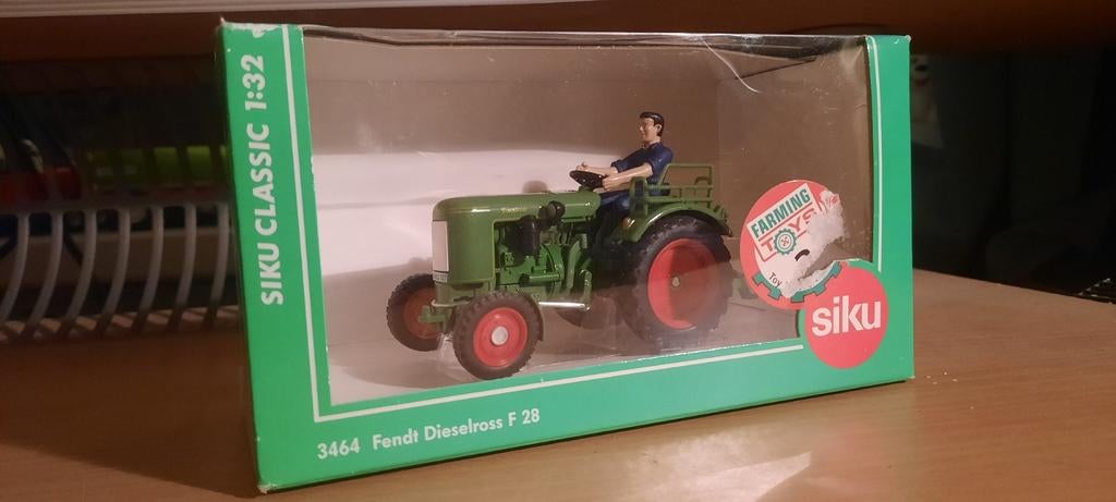 Fendt dieselross f28, Ophalen of Verzenden, Zo goed als nieuw, Tractor of Landbouw, SIKU