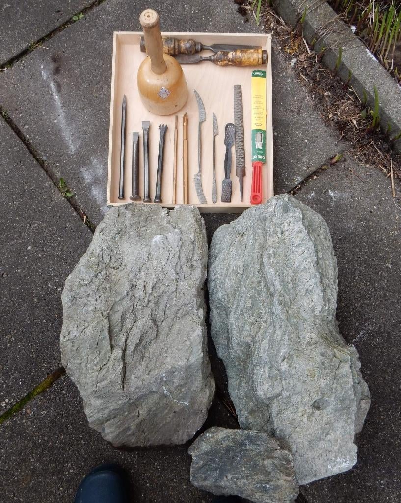 Beeldhouwgereedschap, speksteen en bok, Ophalen, Gebruikt