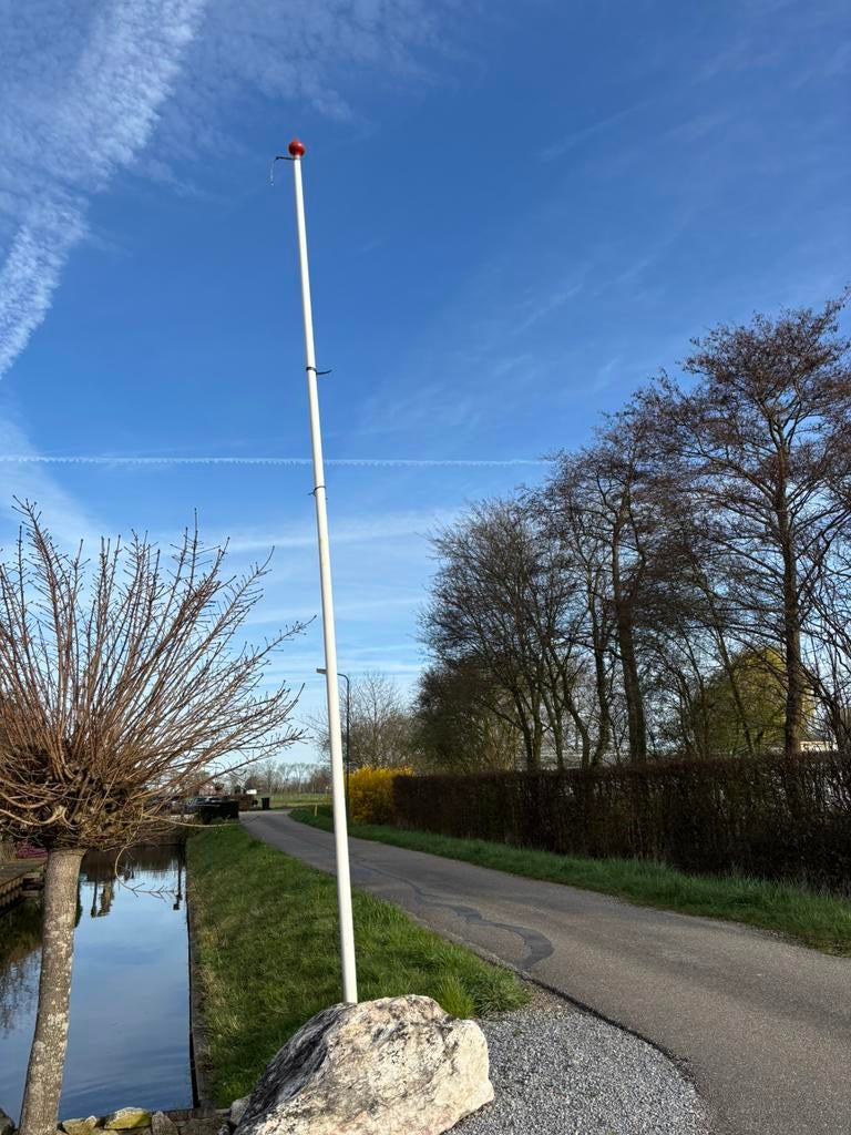 2 vlaggenmasten/ baniervlaggen mast 7 meter hoog, Ophalen, Gebruikt