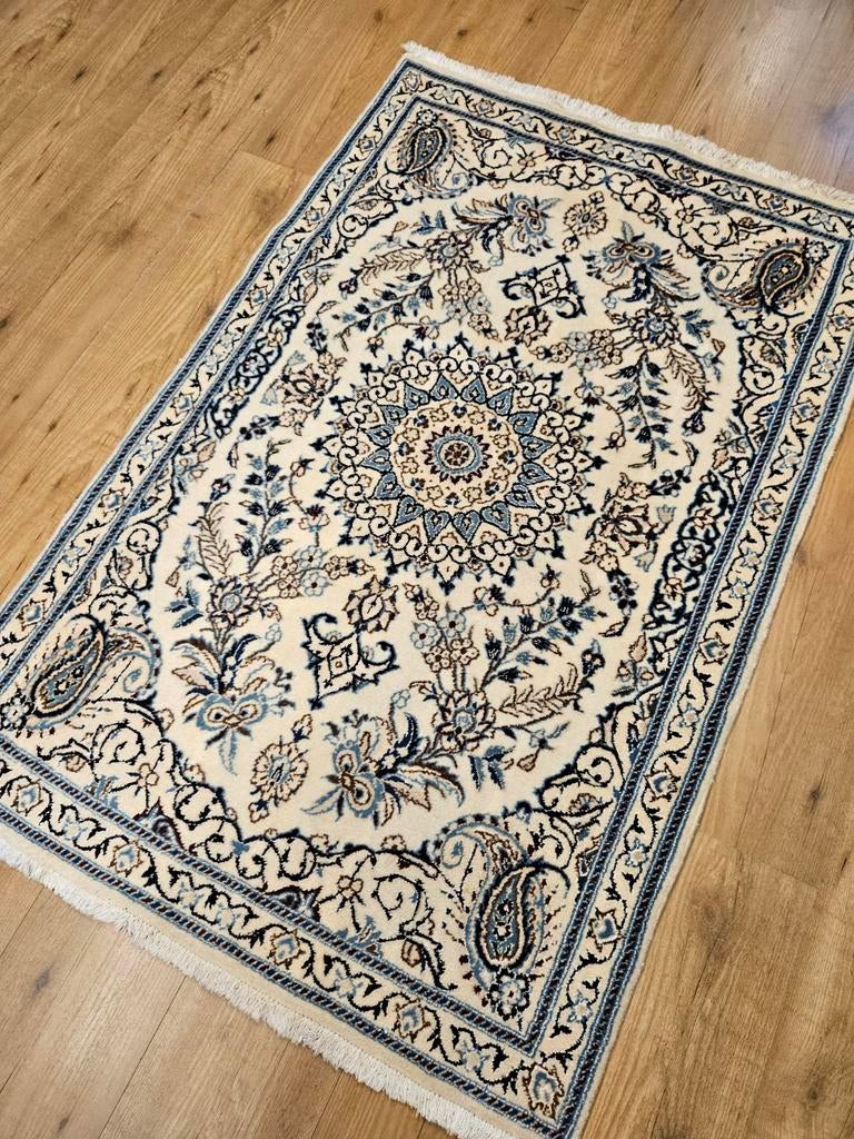 Vintage handgeknoopt perzisch tapijt nain 138x87, Gebruikt, 100 tot 150 cm, Perzisch, Vof Slats Antiek