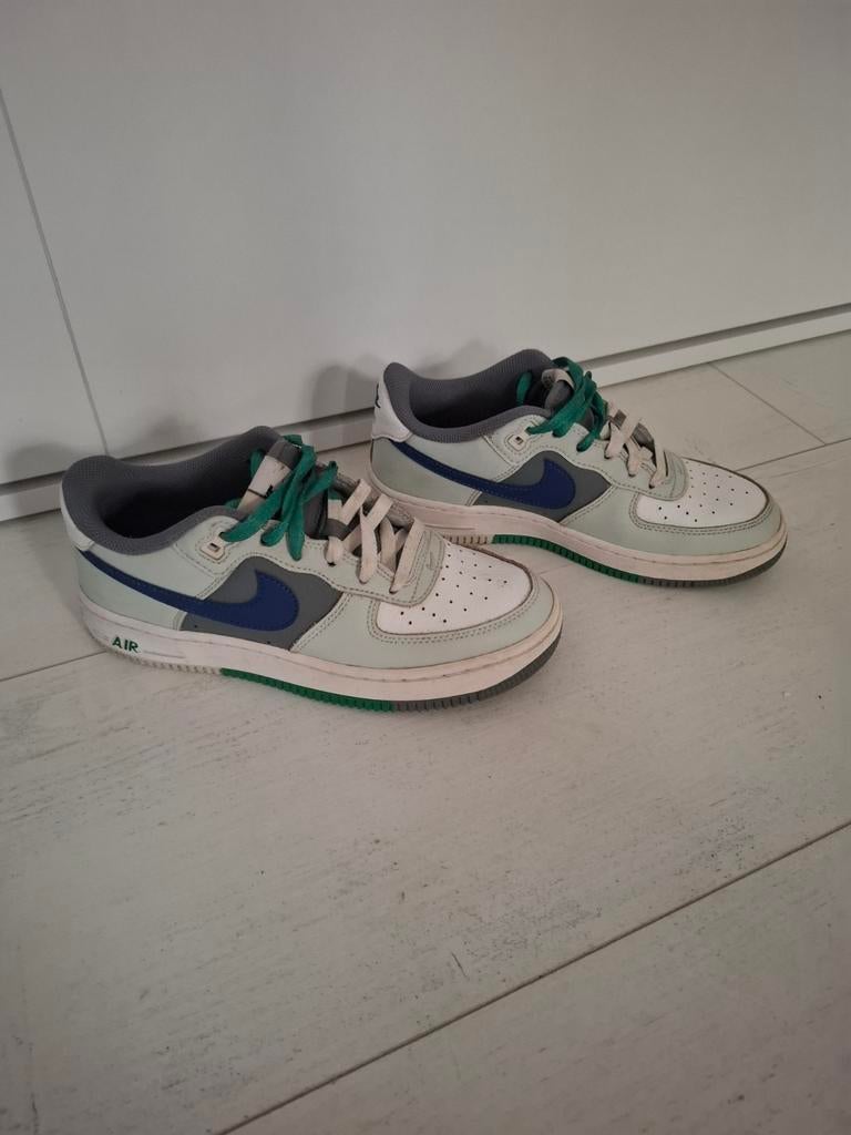 Nike Air Force 1 '07 LV8 Sneakers - Maat 38, Wit, Nike, Ophalen of Verzenden, Sneakers of Gympen