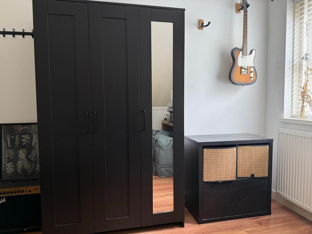 IKEA BRIMNES kledingkast en KALLAX kast zwart, Ophalen, Overige materialen, 100 tot 150 cm, Zo goed als nieuw