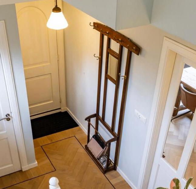 Art Deco halmeubel / kapstok Amsterdamse school, Ophalen, Gebruikt, Staande kapstok, 150 tot 200 cm